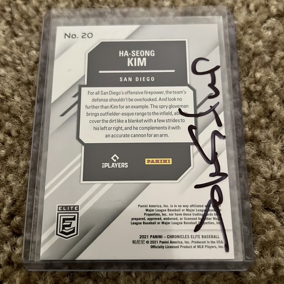 2021 Panini Elite Ha-Seong Kim RC Black Demon signed - Picture 2 of 2